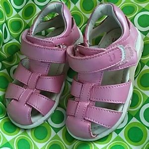 Umi ❤ Metallic Pink Sandals